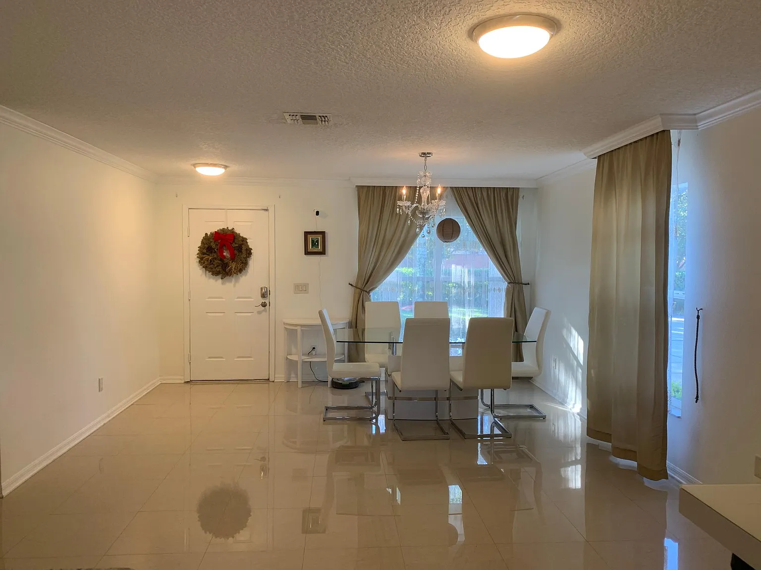 3 bed, 1685 sqft, $2,850 — Photo 4