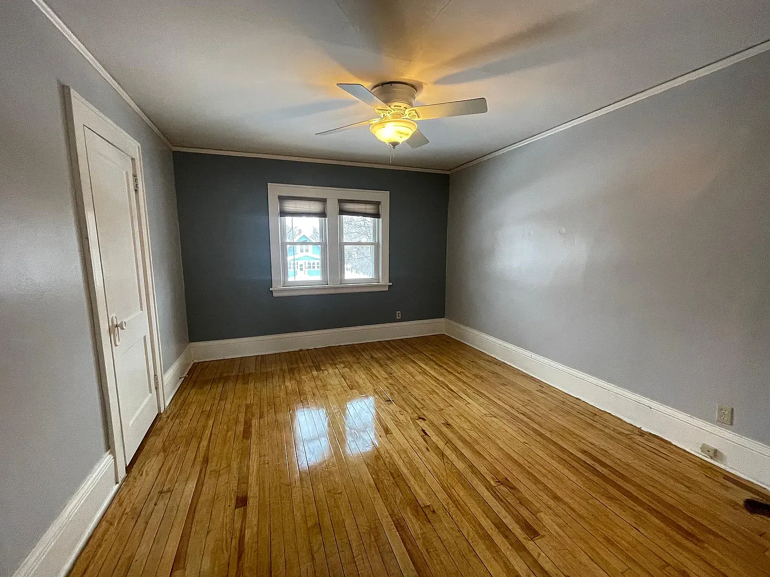 3 bed, 2613 sqft, $2,400 — Photo 3