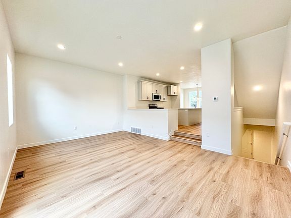 2nd image of 1654 N 1600 W