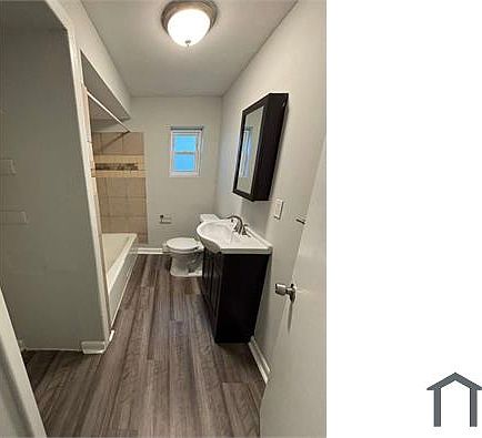 5th image of 143 Penn Ave APT 2