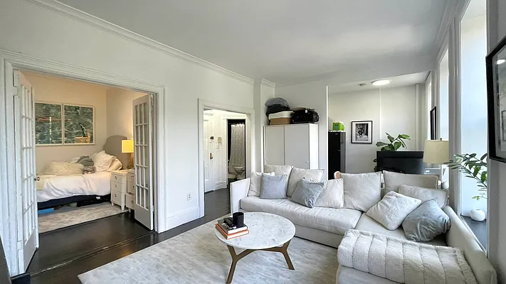 Rented by Strivers Management Group Corp (Brokerage) | media 2