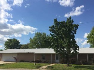 1302 N Park St, Wellington, KS 67152
