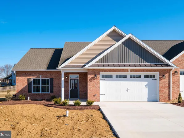 255 Freemont Cir, Broadway, VA 22815