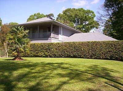 1st image of 2533 Riverview Dr