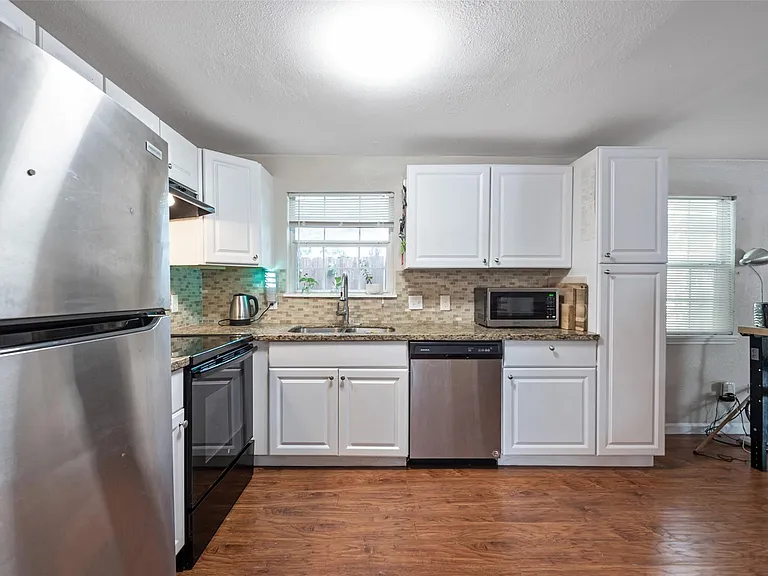 8314 Brandon St — Photo 17