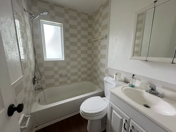8725 55th Way, Pinellas Park, FL 33782
