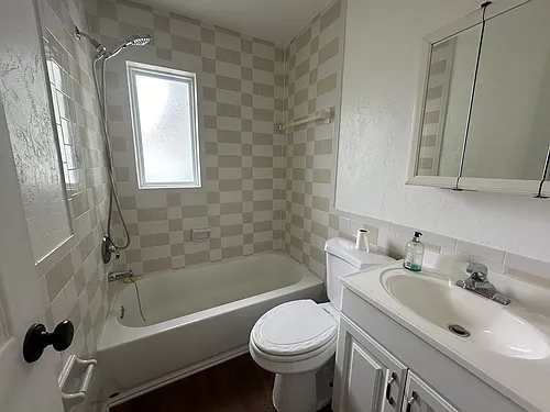 8725 55th Way Photo 1