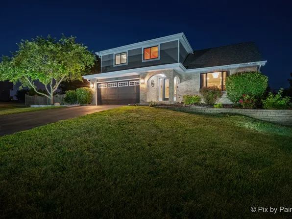 1706 Tall Tree Ln, Johnsburg, IL 60051