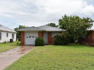 1008 McCaulley St, Sweetwater, TX 79556