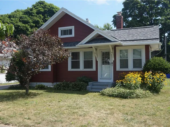 81 Conrad Dr, Rochester, NY 14616