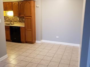 5724 W 111th St, Chicago Ridge, IL 60415