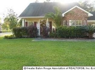 36067 Cheray Dr, Denham Springs, LA 70706