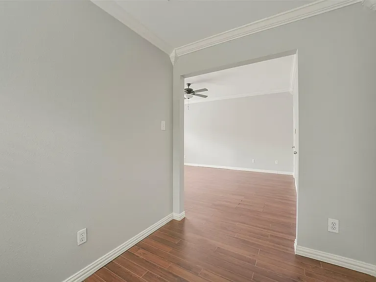 11 Verbena Bend Pl — Photo 25