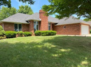 2163 E Sequiota St, Springfield, MO 65804