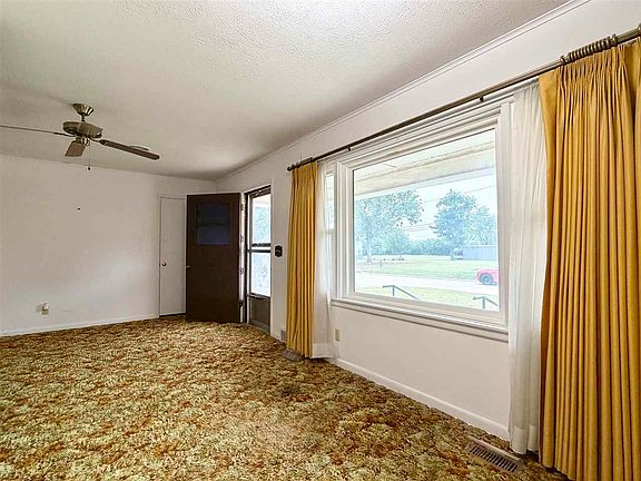 3rd image of 232 Stevens Ave