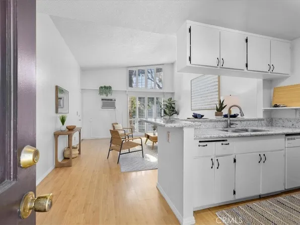 832 Coriander Dr Unit F, Torrance, CA 90502