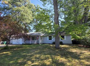 660 Buys Rd, Muskegon, MI 49445