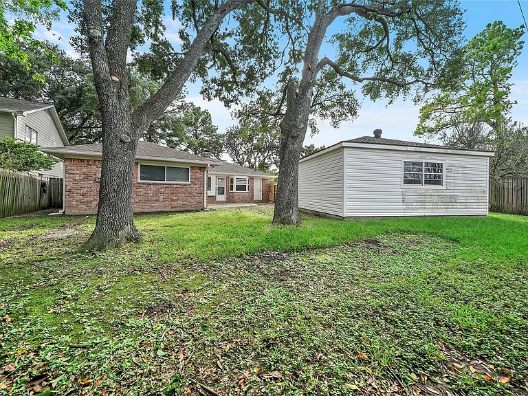 12866 Westmere Dr — Photo 33