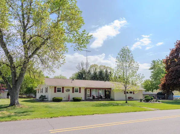 315 E Effie Mae St, North Webster, IN 46555