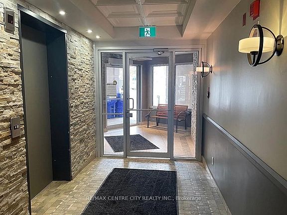 2nd image of 1 Jacksway Cres #309