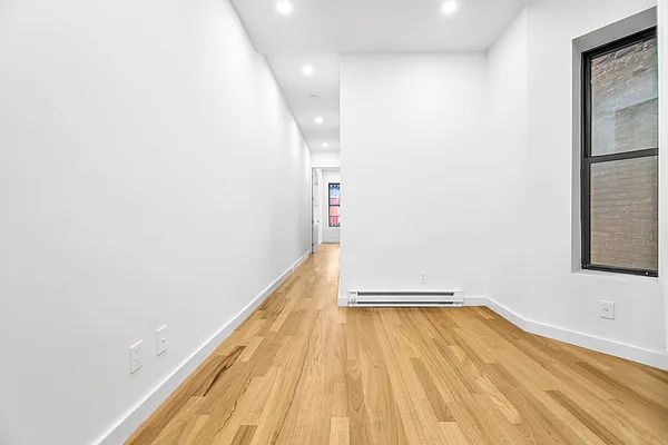 Rented by REAL New York | media 6