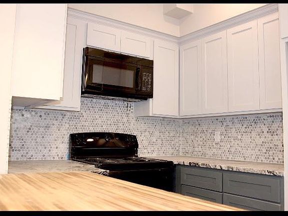 5th image of 1913 27th St