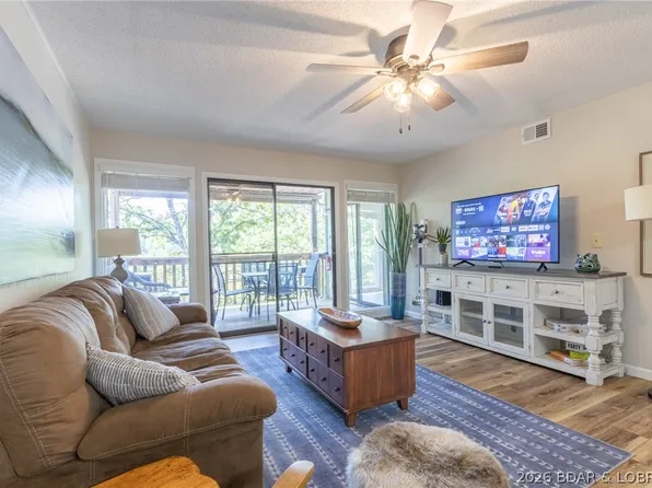 177 Southwood Shores Pl #2B, Lake Ozark, MO 65049