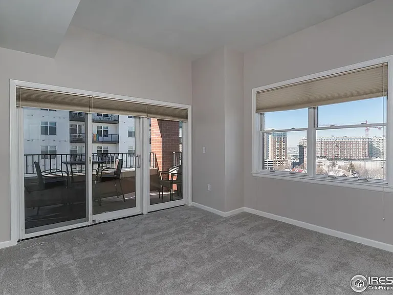 1950 N Logan St #804 — Photo 12