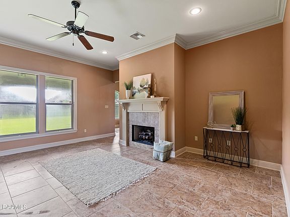 5th image of 103 Copper Hill Dr