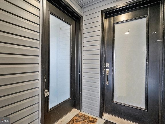 4th image of 1647 E Eyre St Unit 7