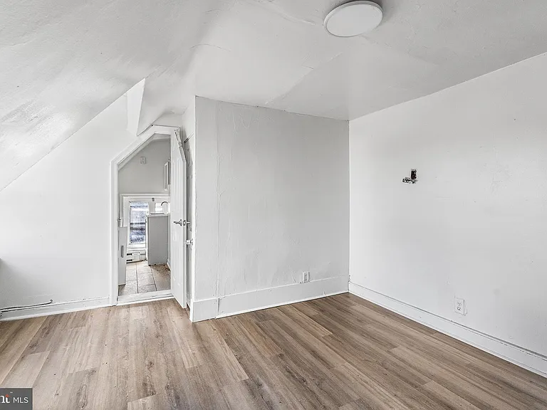 4908 Germantown Ave #8 — Photo 3