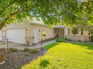 2574 Parkview Ct, White Bear Township, MN 55110