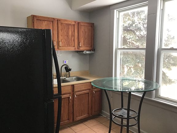 2nd image of 7429 S Calumet Ave