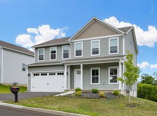 204 Sycamore Pl, Hamilton, NY 13346