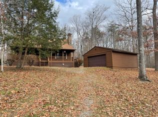 435 Walker Hollow Dr, Monterey, TN 38574