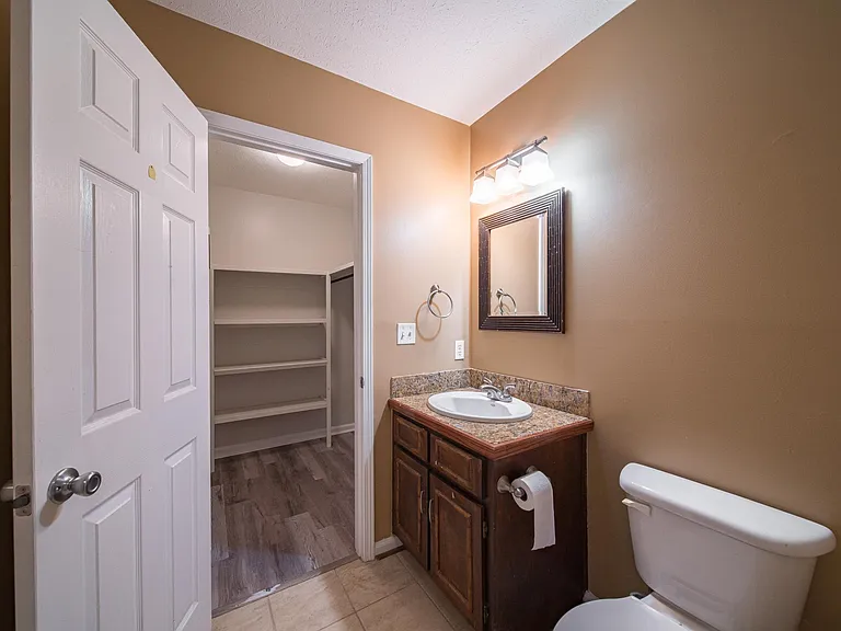 5500 Gunboat Dr #B — Photo 17