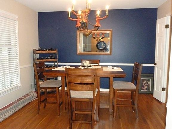 5th image of 2372 Robert Nash Ct