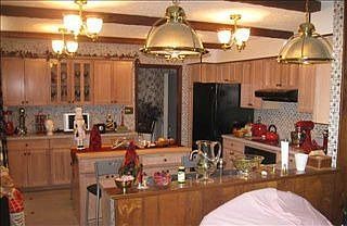 5th image of 105 Maplewood Dr
