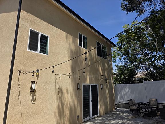 5th image of 10162 McClemont Ave #3
