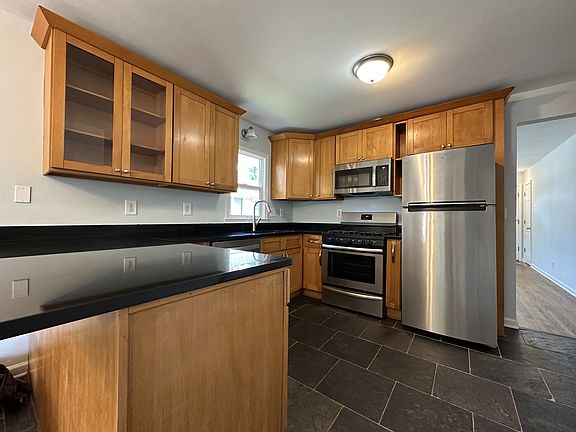5th image of 6308 Logan Ave S