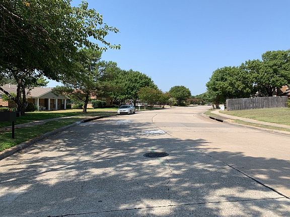4th image of 1416 Blake Dr
