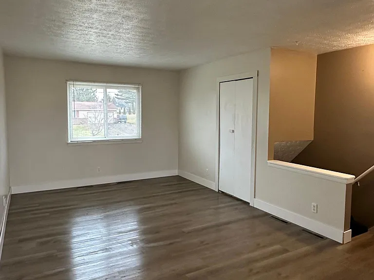 5202 Charm St SW — Photo 9