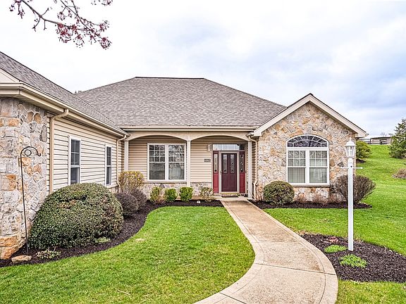 3rd image of 6062 Triple Crown Cir