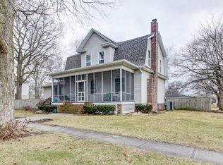 565 N Piatt St, Bement, IL 61813