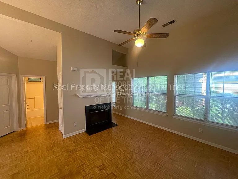 3607 McCuiston Rd #52 — Photo 15