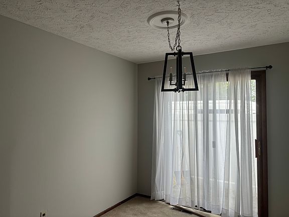 5th image of 1110 E Jefferson St APT 16