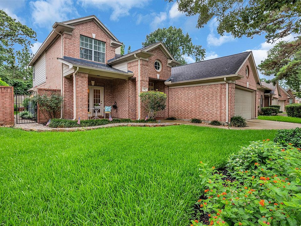 1st image of 65 W Sienna Pl