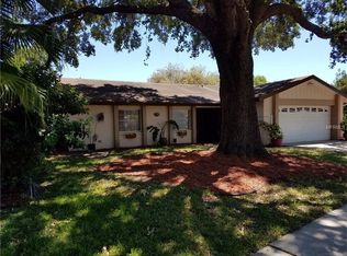 10410 Willowbrae Dr, Tampa, FL 33624