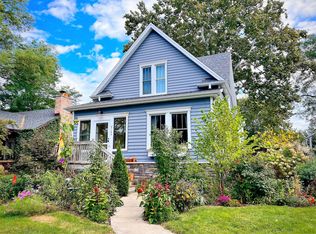 9145 S Hoyne Ave, Chicago, IL