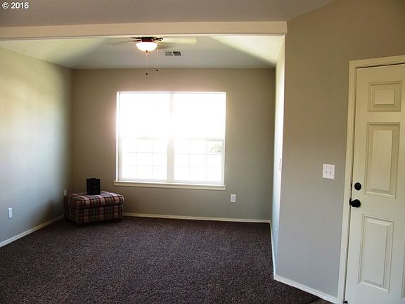 3rd image of 2109 NE 83rd St